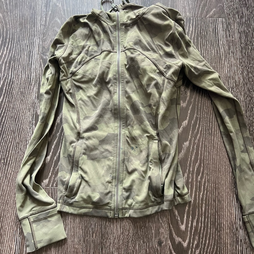Lulu lemon camo hoodie! Size 8. Small ink stain on pocket